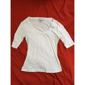 FOREVER 21 Basic 3/4 Sleeve Knit Top in White (SMALL)
